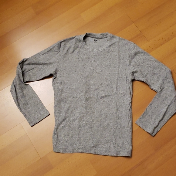 Uniqlo long T - Picture 1 of 4
